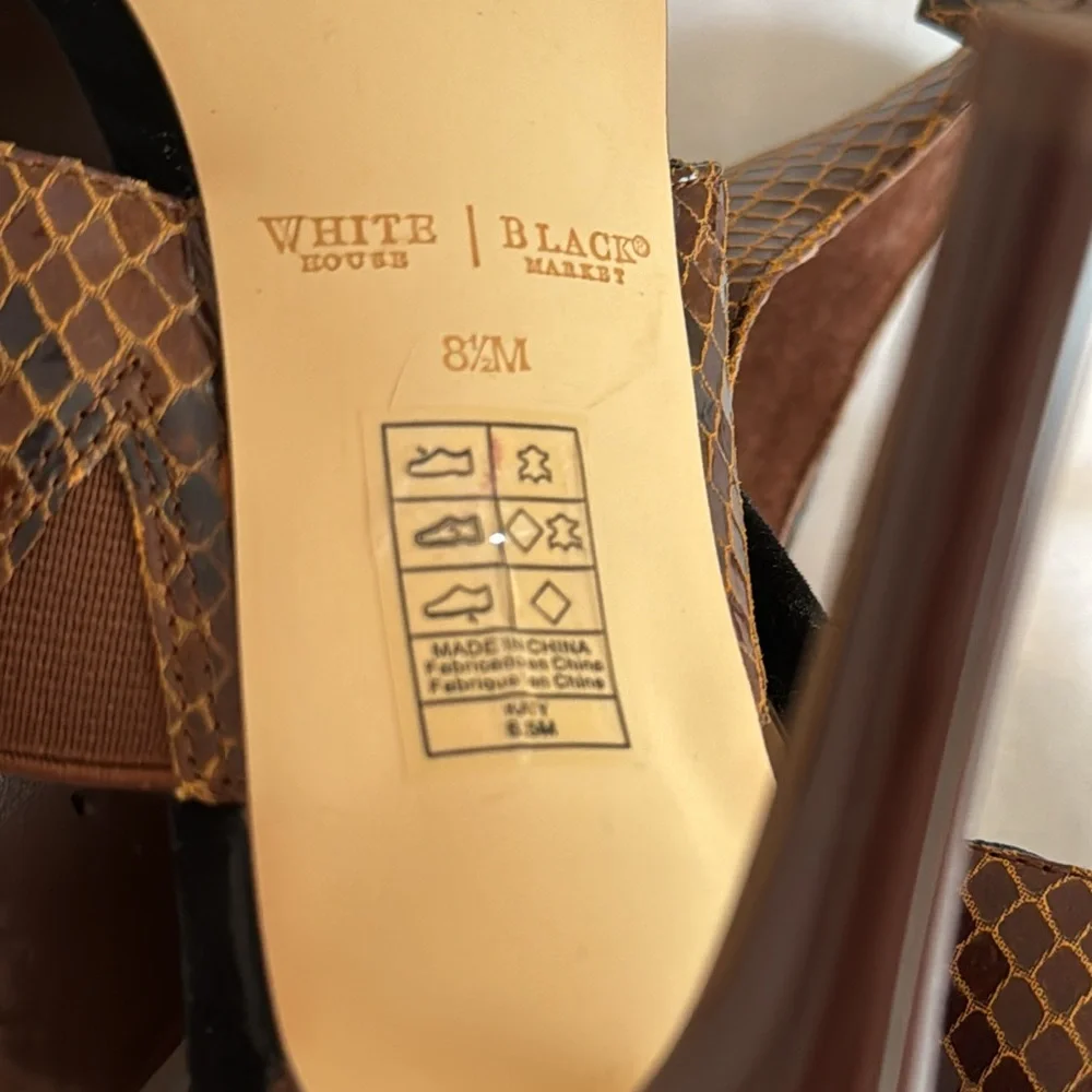 White House Black Market nwot 3”
